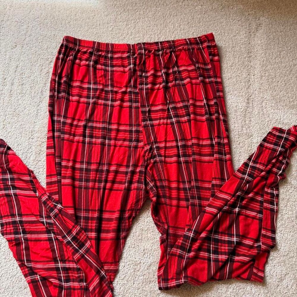 Boohoo Women's Red Trousers